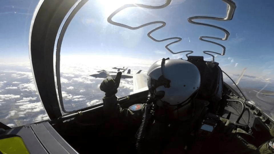 SC维尔vs杜伊斯堡_中航重磅官宣:歼-20S性能升级SC维尔vs杜伊斯堡,飞行距离再破纪录,国防实力再创新高!